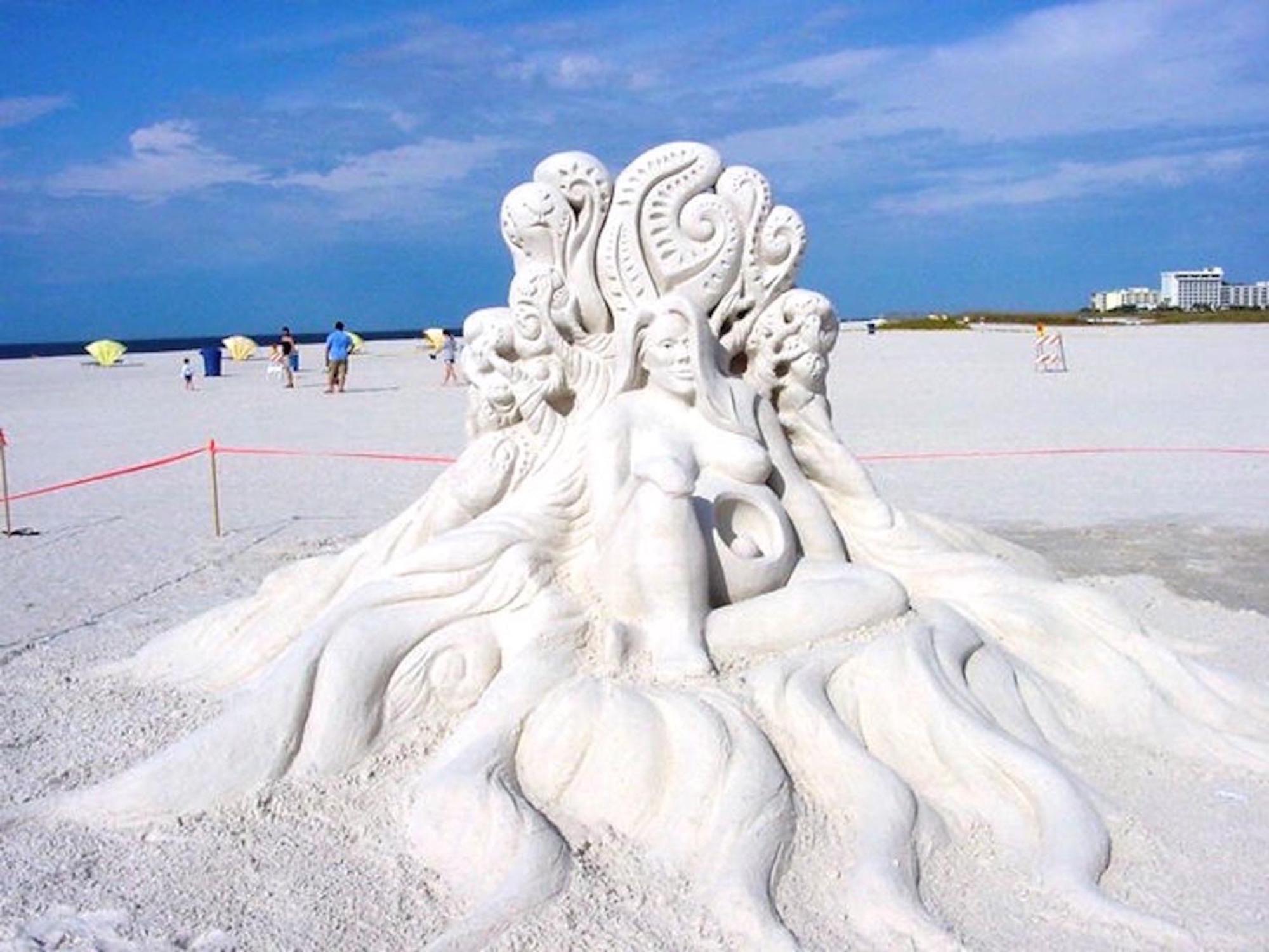 Affordable Two Bedroom Tropical Condo - Private Beach, Pools, Hot Tub St. Petersburg Exterior photo